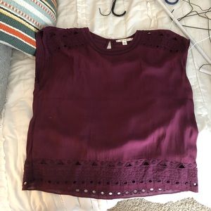 maroon top!